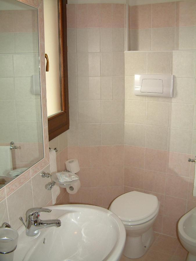 Scano Comfort Inn Santa Teresa Gallura Zewnętrze zdjęcie
