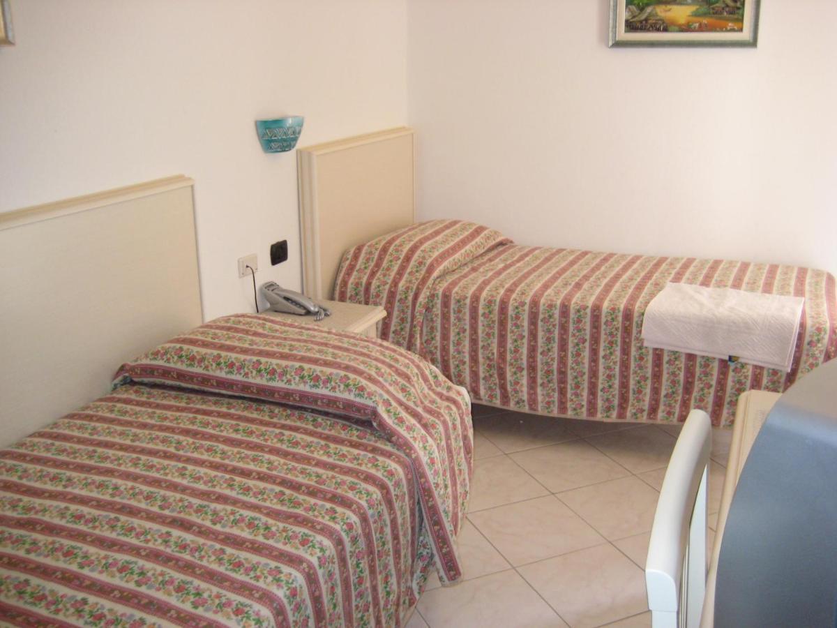 Scano Comfort Inn Santa Teresa Gallura Zewnętrze zdjęcie