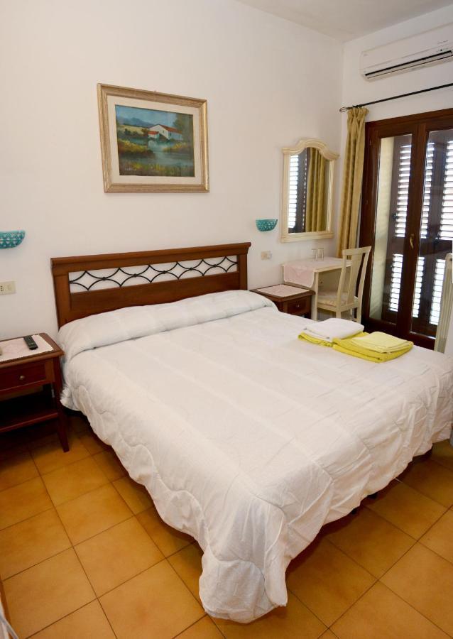 Scano Comfort Inn Santa Teresa Gallura Zewnętrze zdjęcie