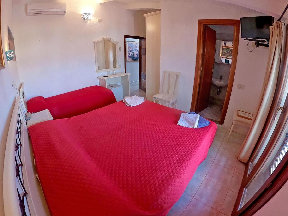 Scano Comfort Inn Santa Teresa Gallura Zewnętrze zdjęcie