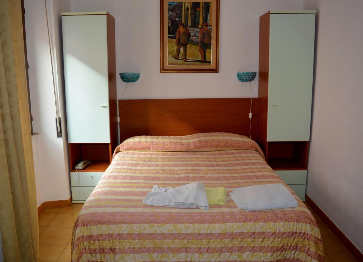 Scano Comfort Inn Santa Teresa Gallura Zewnętrze zdjęcie