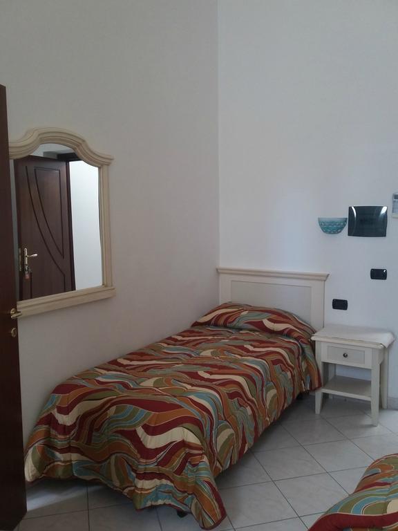 Scano Comfort Inn Santa Teresa Gallura Zewnętrze zdjęcie