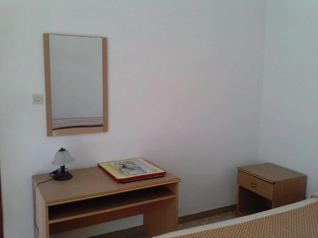 Scano Comfort Inn Santa Teresa Gallura Zewnętrze zdjęcie